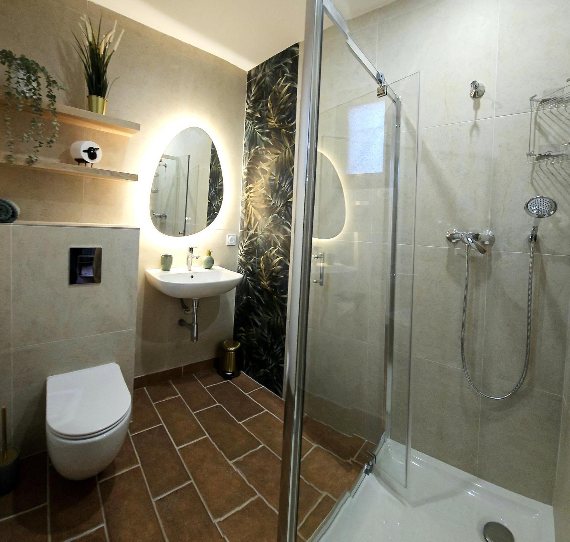 Villa Tropez Chambres D'Hotes เลอลูค ภายนอก รูปภาพ