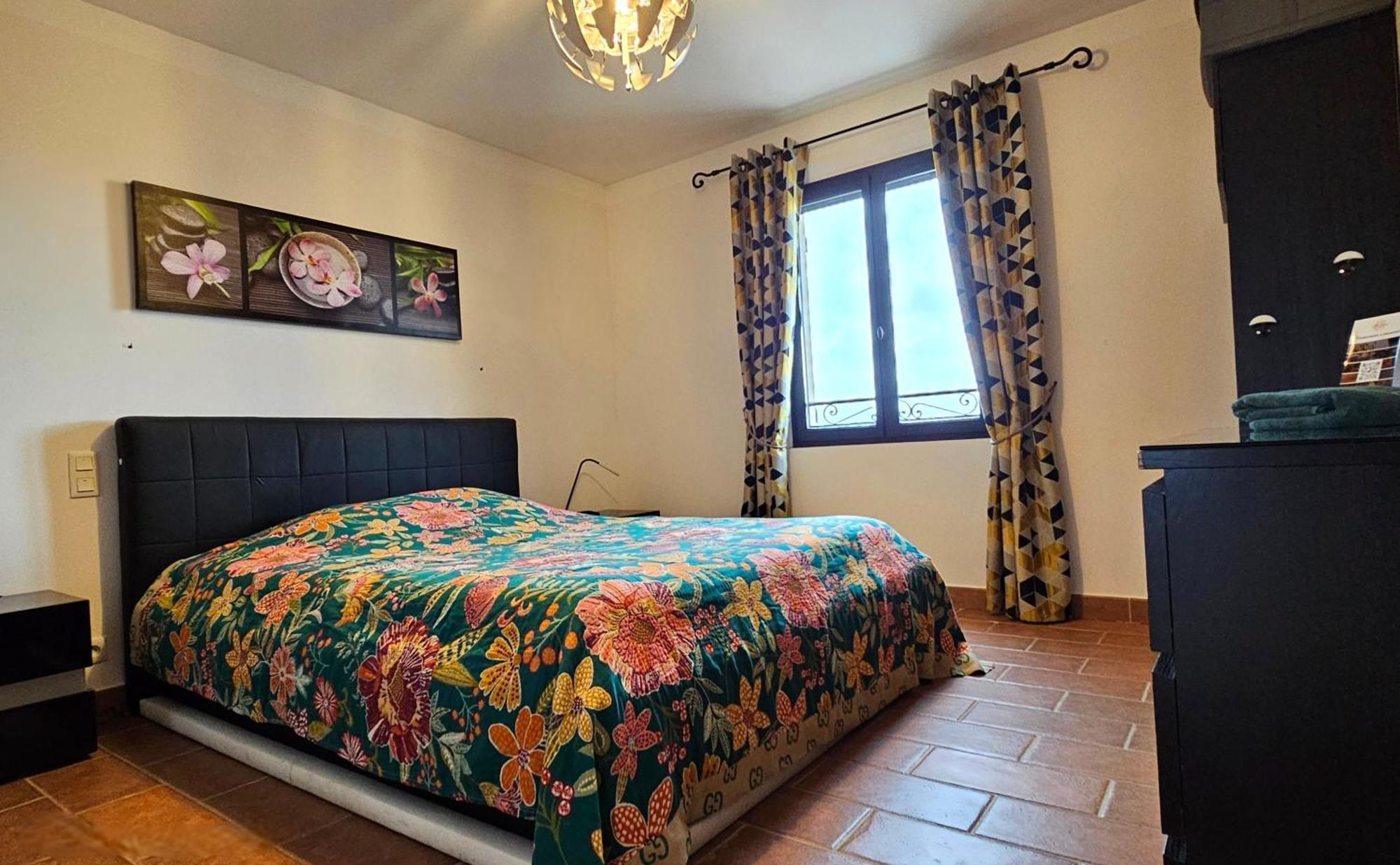 Villa Tropez Chambres D'Hotes เลอลูค ภายนอก รูปภาพ